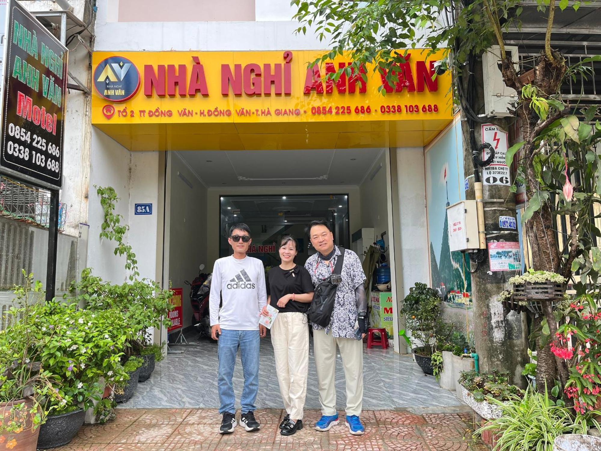 Nha Nghi Anh Van Dong Van  Eksteriør bilde